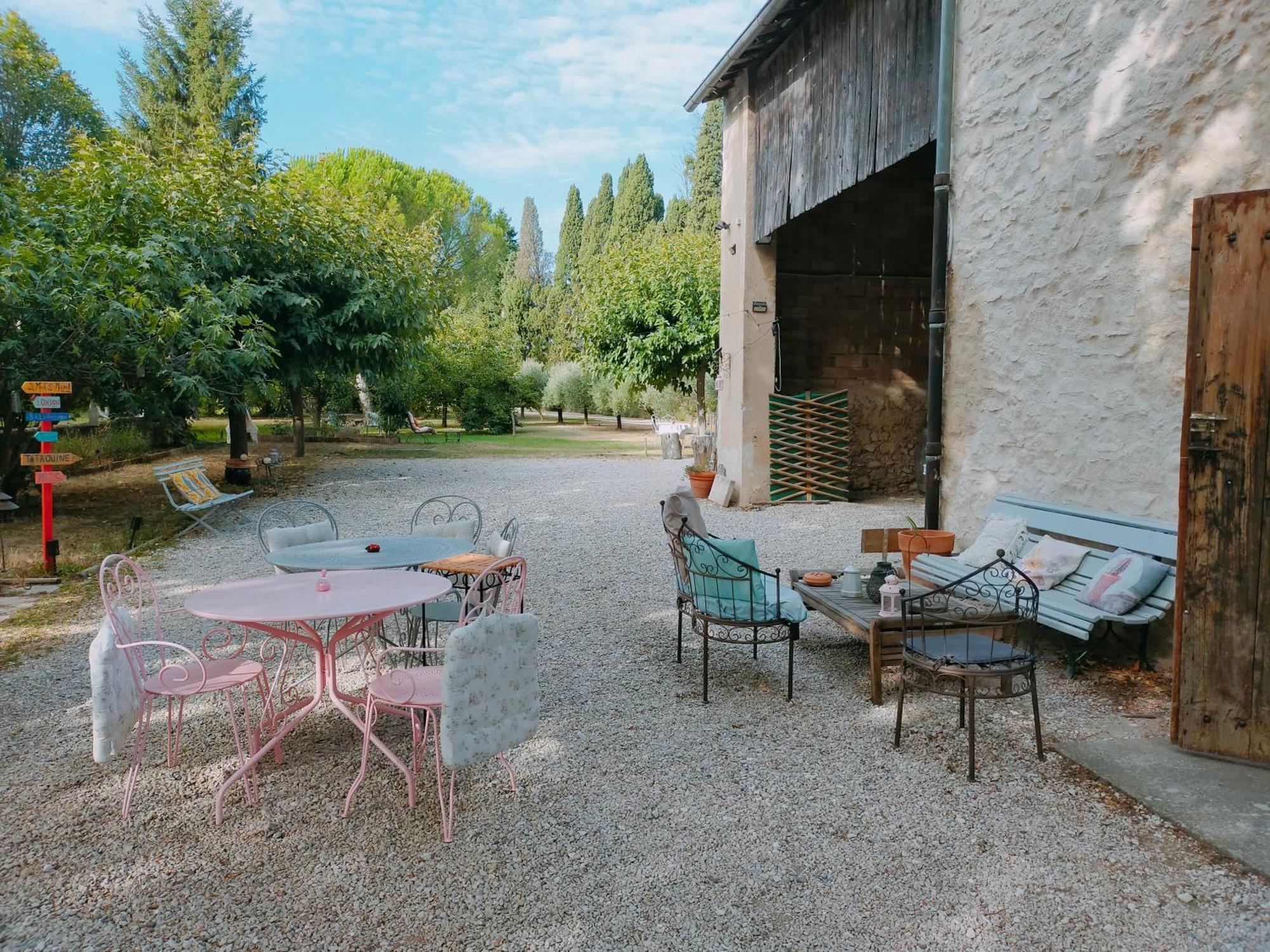 Reve D'Emma Bed & Breakfast Plan-d'Orgon Bagian luar foto